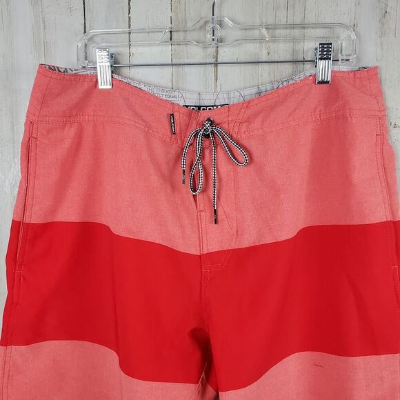 Volcom Striped Broad Shorts Red Size 36 - Picture 4 of 8